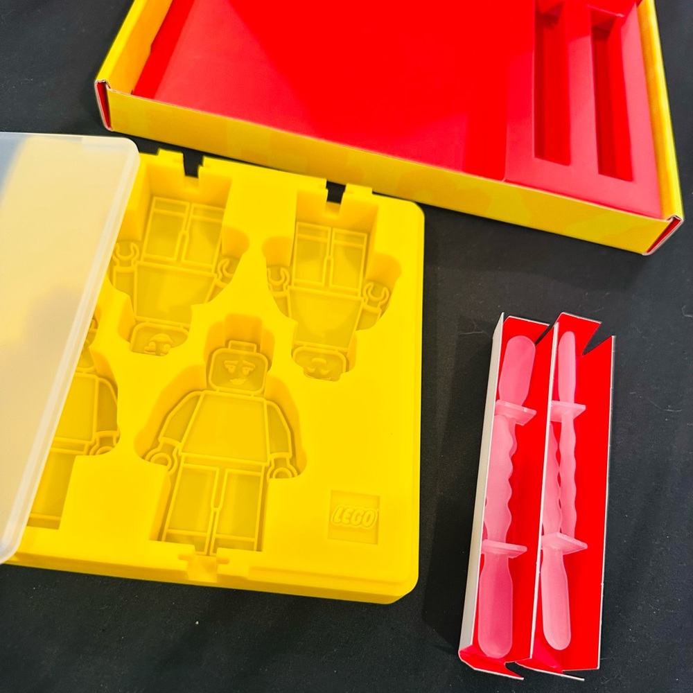 LEGO Bright Yellow Tray - Ice Pop - #5009555 - mini Lego figures - NWT